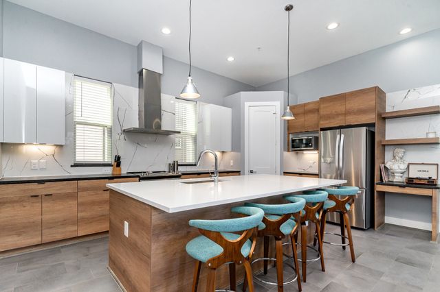 2239 Lovedale Avenue 105, Dallas, TX 75235