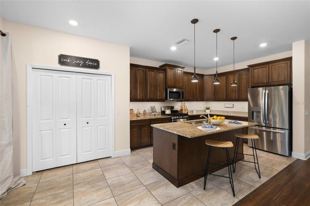 19819 WADING CRANE WAY, Lutz, FL 33558