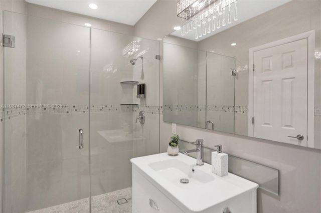 8843 Hawthorne Ave, Surfside, FL 33154