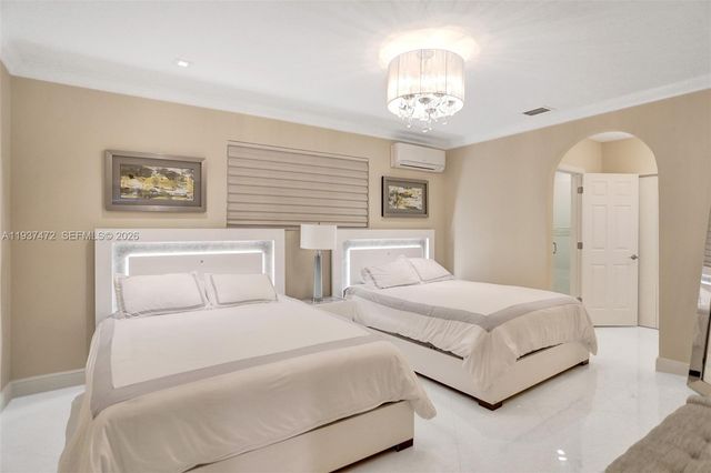 8843 Hawthorne Ave, Surfside, FL 33154