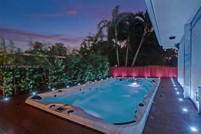 8843 Hawthorne Ave, Surfside, FL 33154