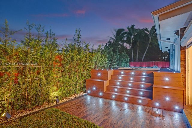 8843 Hawthorne Ave, Surfside, FL 33154