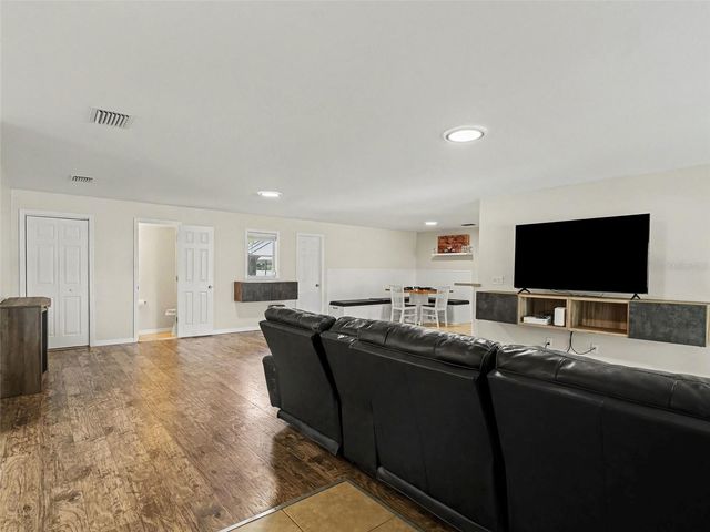 704 S LOCKWOOD RIDGE ROAD, Sarasota, FL 34237