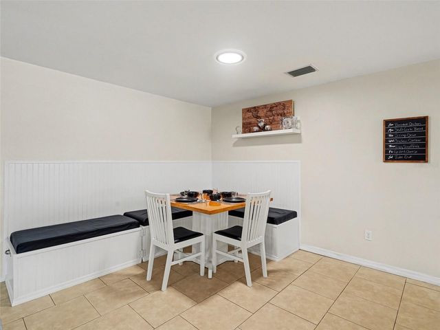 704 S LOCKWOOD RIDGE ROAD, Sarasota, FL 34237