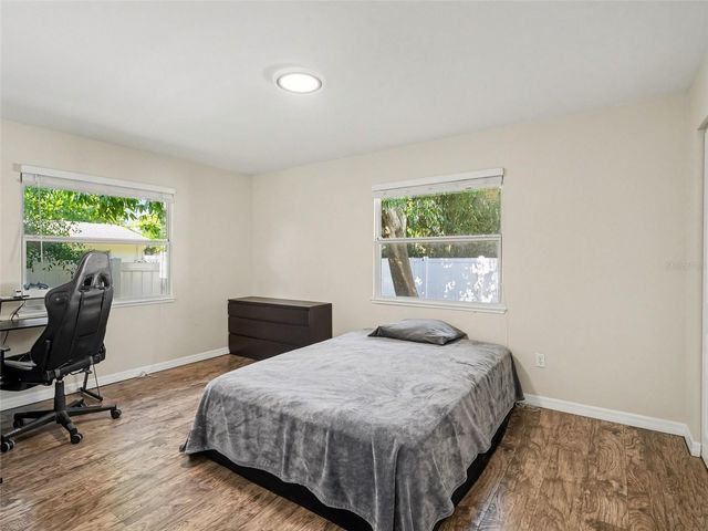 704 S LOCKWOOD RIDGE ROAD, Sarasota, FL 34237