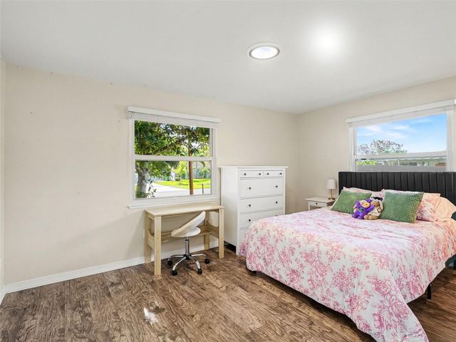 704 S LOCKWOOD RIDGE ROAD, Sarasota, FL 34237