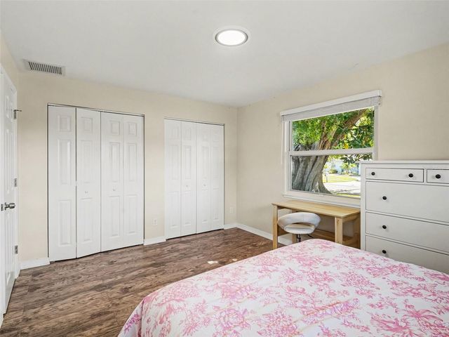 704 S LOCKWOOD RIDGE ROAD, Sarasota, FL 34237