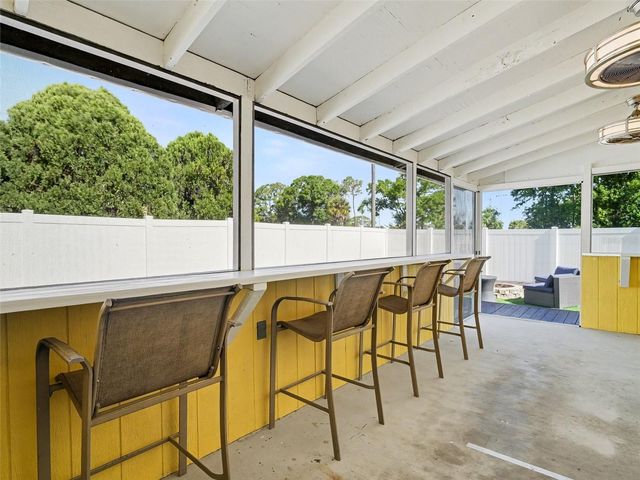 704 S LOCKWOOD RIDGE ROAD, Sarasota, FL 34237