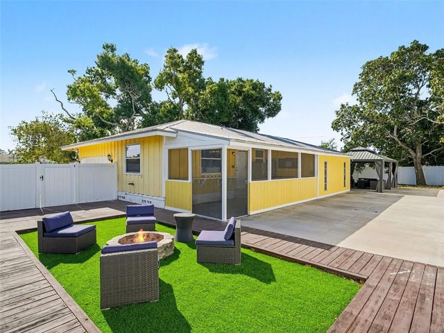 704 S LOCKWOOD RIDGE ROAD, Sarasota, FL 34237