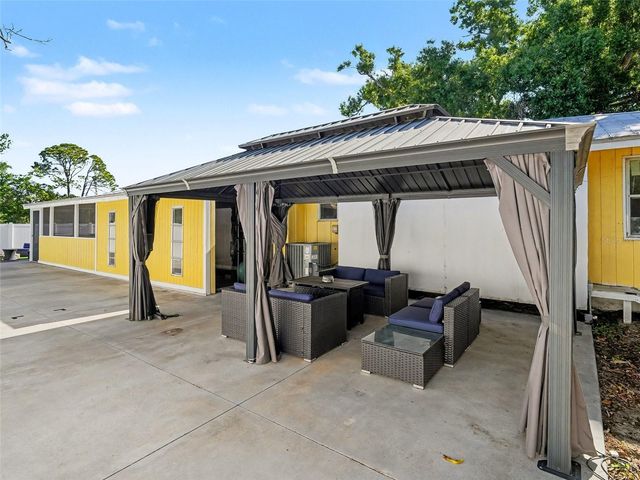 704 S LOCKWOOD RIDGE ROAD, Sarasota, FL 34237