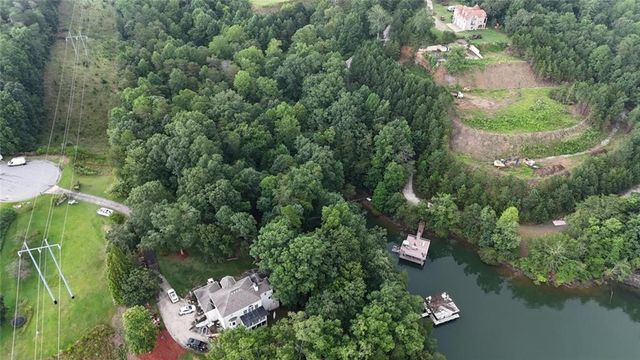6077 Wellington Avenue, Gainesville, GA 30506