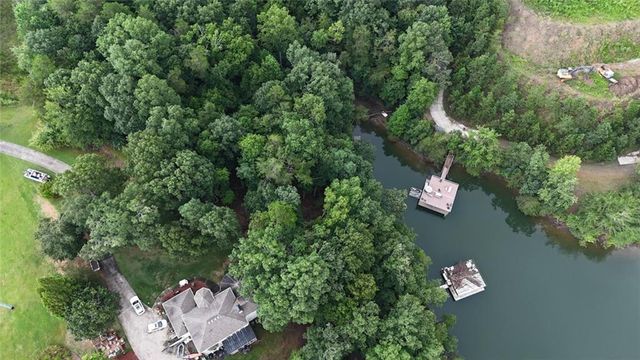 6077 Wellington Avenue, Gainesville, GA 30506