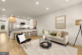 2647 41ST ST NW #2, Washington, DC 20007