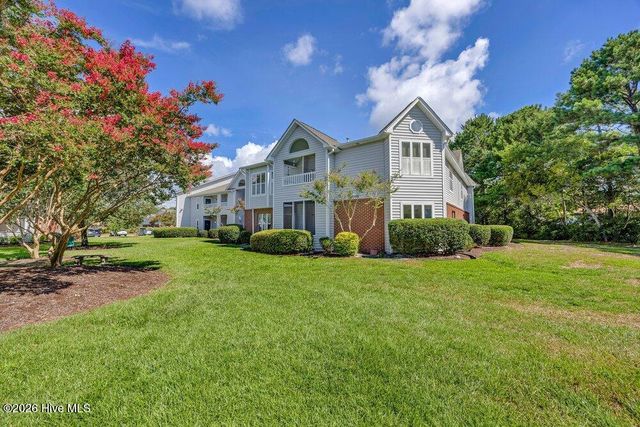 4103 Breezewood Drive Apt 204, Wilmington, NC 28412