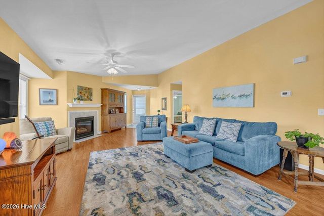 4103 Breezewood Drive Apt 204, Wilmington, NC 28412