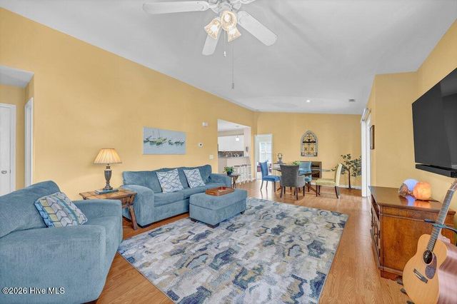 4103 Breezewood Drive Apt 204, Wilmington, NC 28412