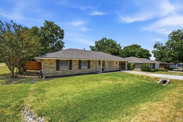108 E 5th Street, Prosper, TX 75078