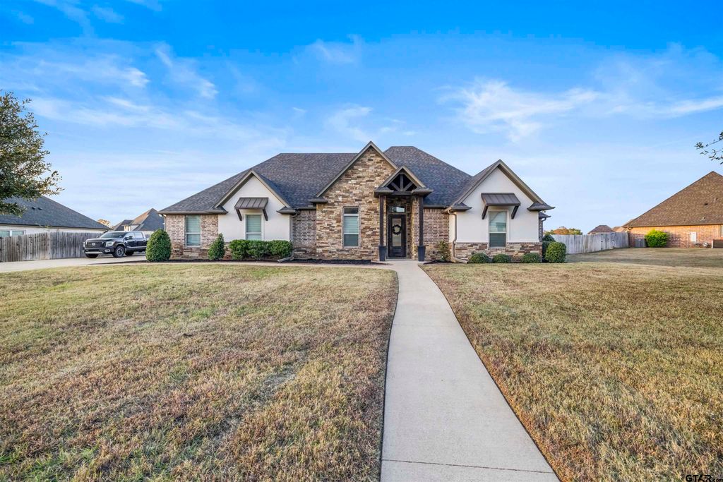 425 Coventry St., Bullard, TX 75757