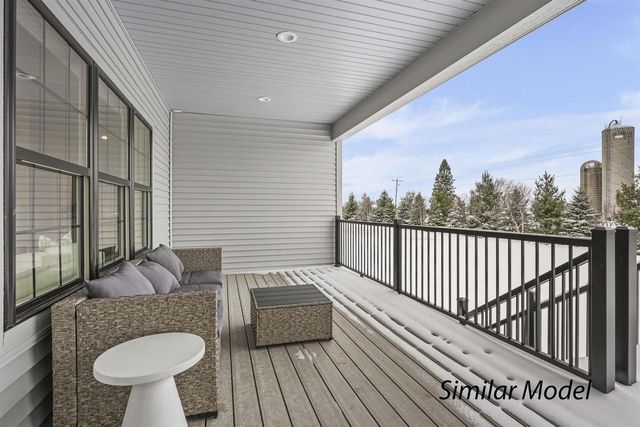 130 Jwana Circle, Oregon, WI 53575