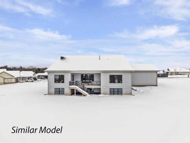 130 Jwana Circle, Oregon, WI 53575