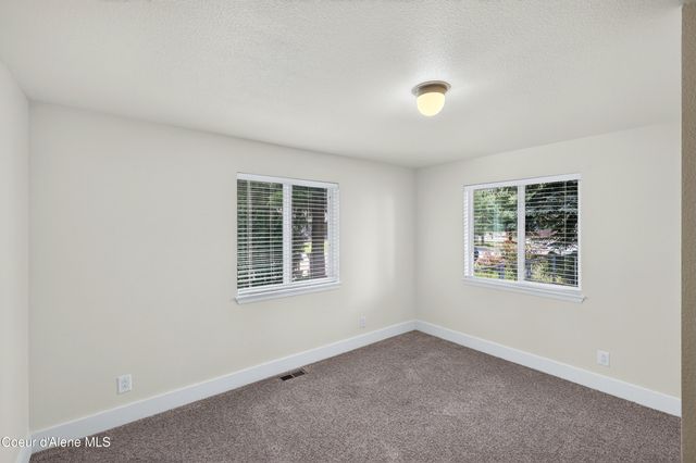 3423 E 1st AVE, Post Falls, ID 83854