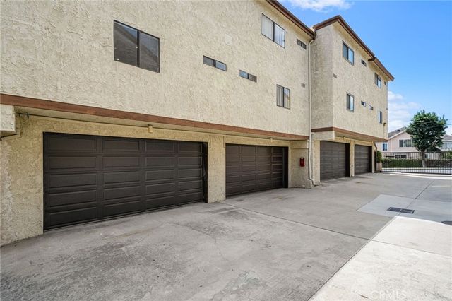 2333 241st Street 19, Lomita, CA 90717