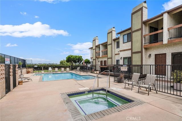 2333 241st Street 19, Lomita, CA 90717