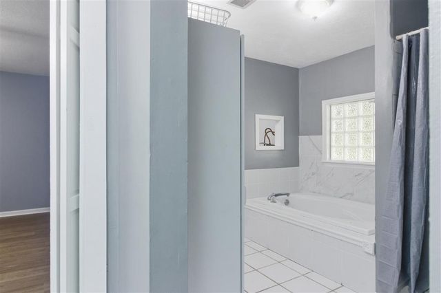 2014 N Iona Dr Drive, Sulphur, LA 70665