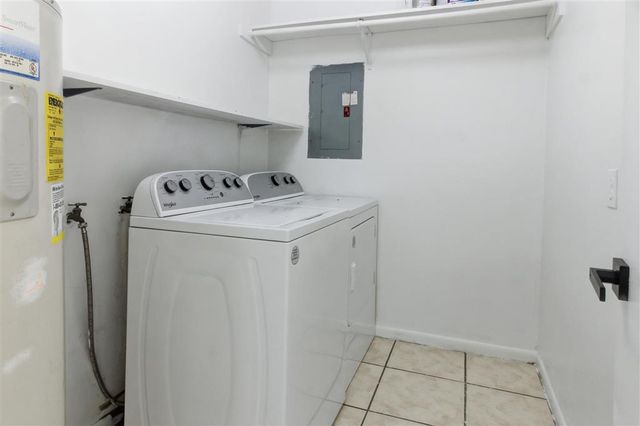 2014 N Iona Dr Drive, Sulphur, LA 70665