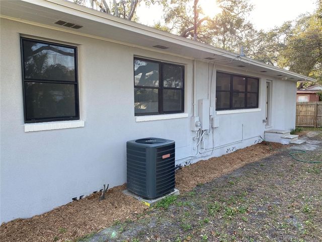 727 27TH AVENUE S, St Petersburg, FL 33705