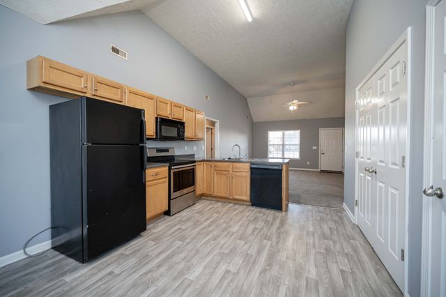 3039 Ridgewood Dr, Christiana, TN 37037