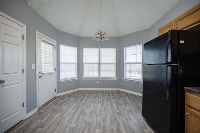 3039 Ridgewood Dr, Christiana, TN 37037