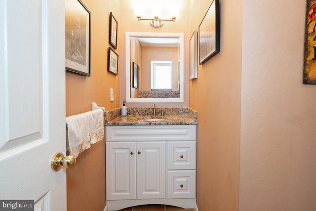 103 CUMBERLAND PL, Bryn Mawr, PA 19010