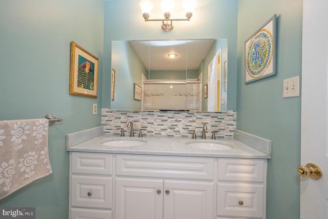 103 CUMBERLAND PL, Bryn Mawr, PA 19010