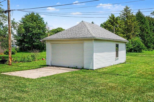1526 S Main Street, Mishawaka, IN 46544