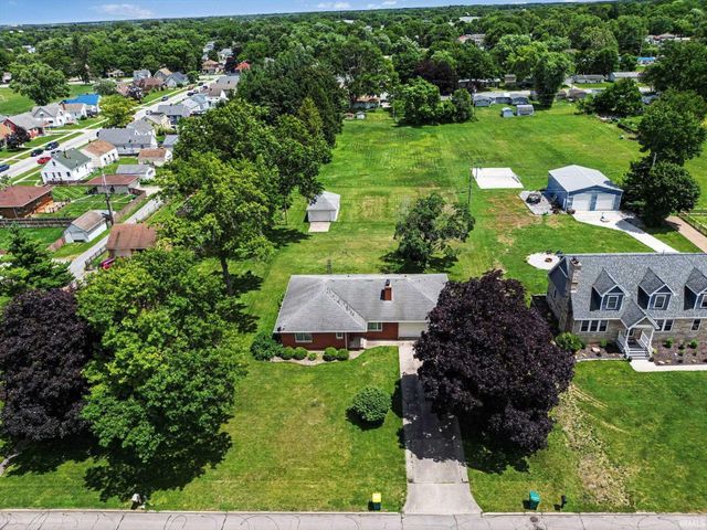 1526 S Main Street, Mishawaka, IN 46544
