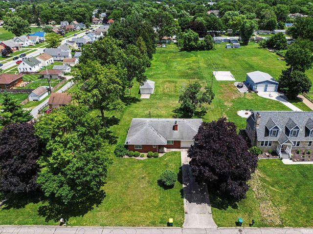 1526 S Main Street, Mishawaka, IN 46544