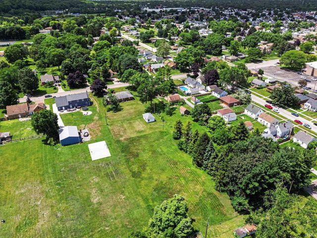 1526 S Main Street, Mishawaka, IN 46544