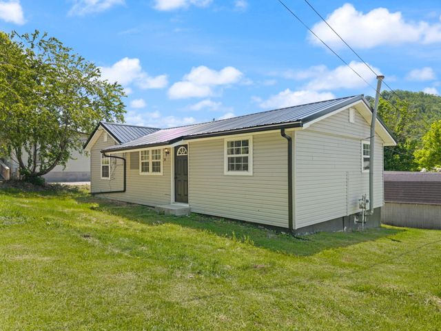 131 Barber Road, Clearfield, KY 40313