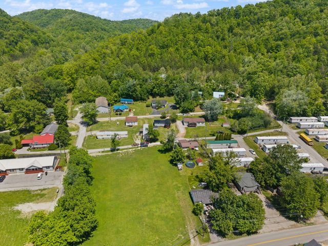 131 Barber Road, Clearfield, KY 40313