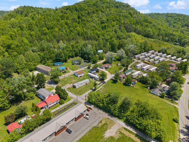 131 Barber Road, Clearfield, KY 40313