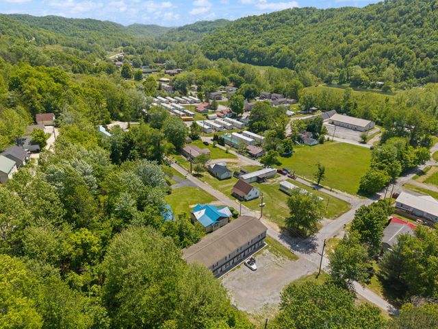 131 Barber Road, Clearfield, KY 40313