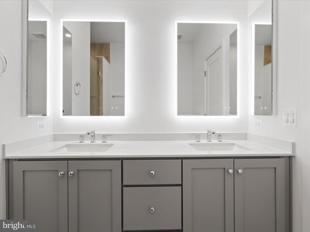 2064 TYSONS RIDGELINE RD, Falls Church, VA 22043