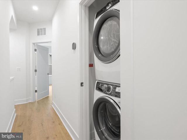 2064 TYSONS RIDGELINE RD, Falls Church, VA 22043