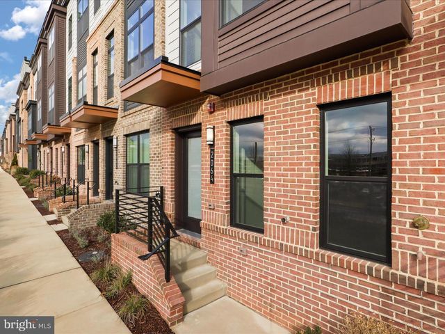2064 TYSONS RIDGELINE RD, Falls Church, VA 22043