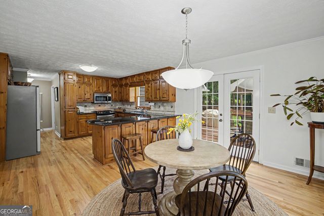 105 Rosedell Court, Fayetteville, GA 30214
