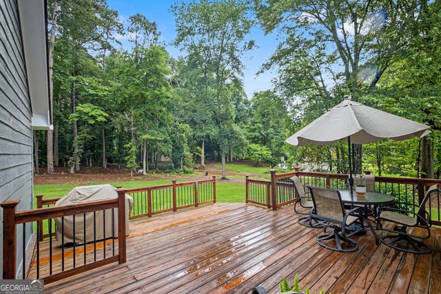 105 Rosedell Court, Fayetteville, GA 30214