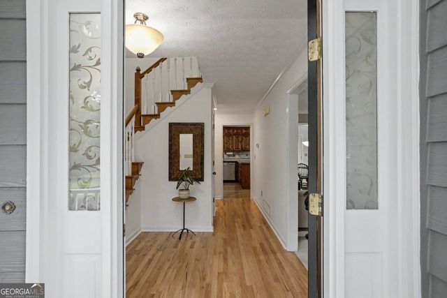 105 Rosedell Court, Fayetteville, GA 30214