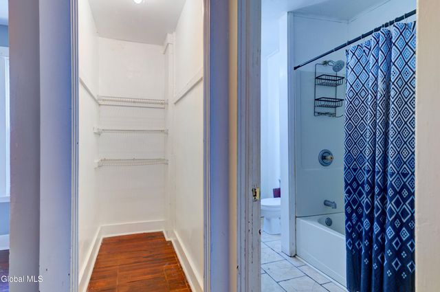 215 Elm Street, Schenectady, NY 12304