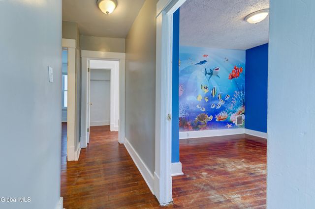 215 Elm Street, Schenectady, NY 12304